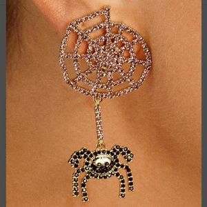 ISO: Charlottes Web Baublebar Earrings